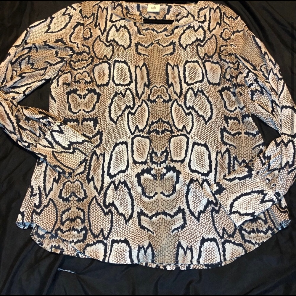 Cabi Serpentine Blouse NWT, XS, Fall 2019